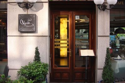 Puerta Restaurante